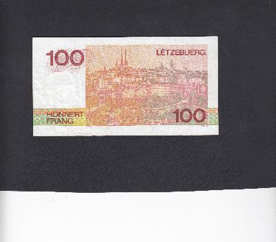 Beschrijving achterzijde: CITY